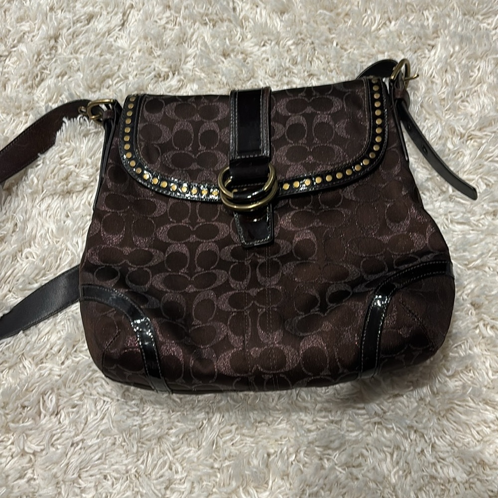 Set (2 pc) Coach Studded Lurex Flap Duffel & Matching Wristlet - Picture 7 of 16